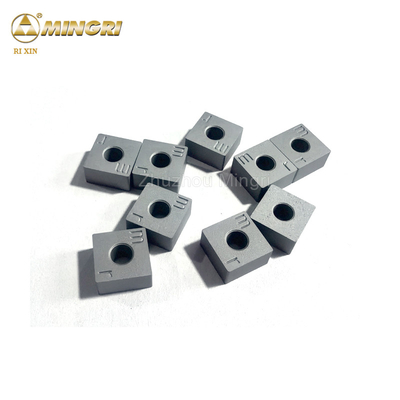 12.7x12.7x6.5 টংস্টেন কার্বাইড ইনসার্টস এইচআরএ 85-90.5 স্টোন কাটার মেশিনের জন্য চেইন সায়ের উপর ম্যানুফ্যাকচারড